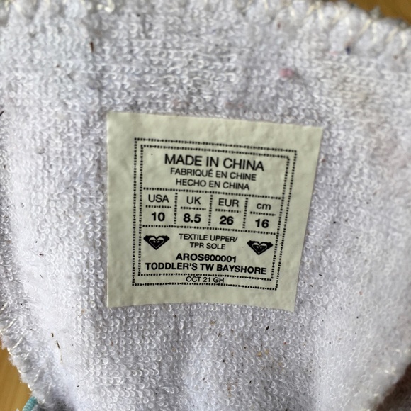 Pretty pastel rainbow tie dye Roxy sneakers - Picture 5 of 6